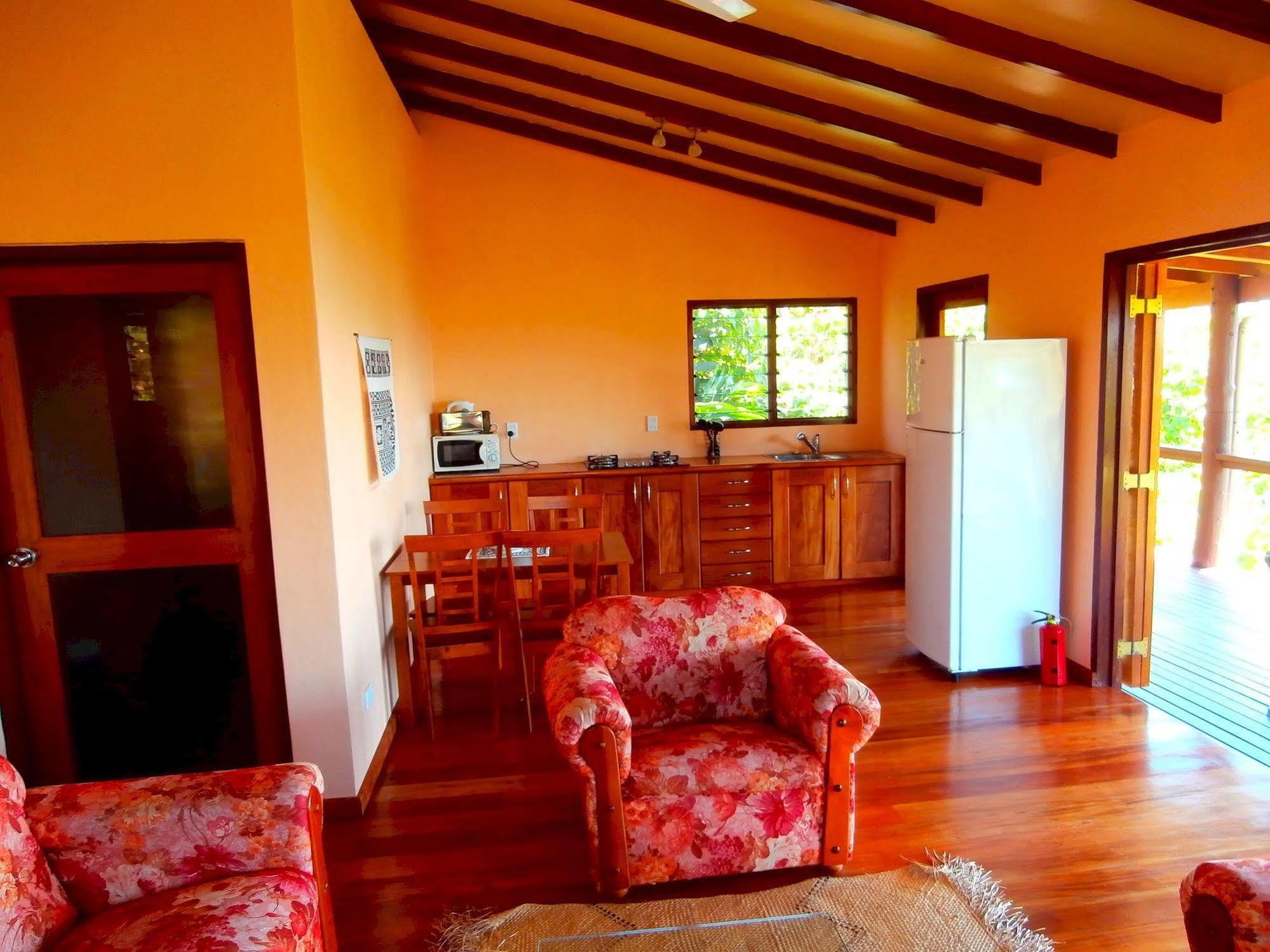 Korovesi Sunshine Villas Savusavu Exteriér fotografie