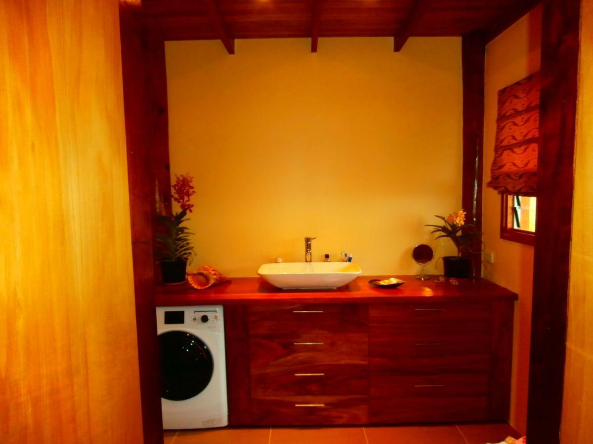 Korovesi Sunshine Villas Savusavu Exteriér fotografie