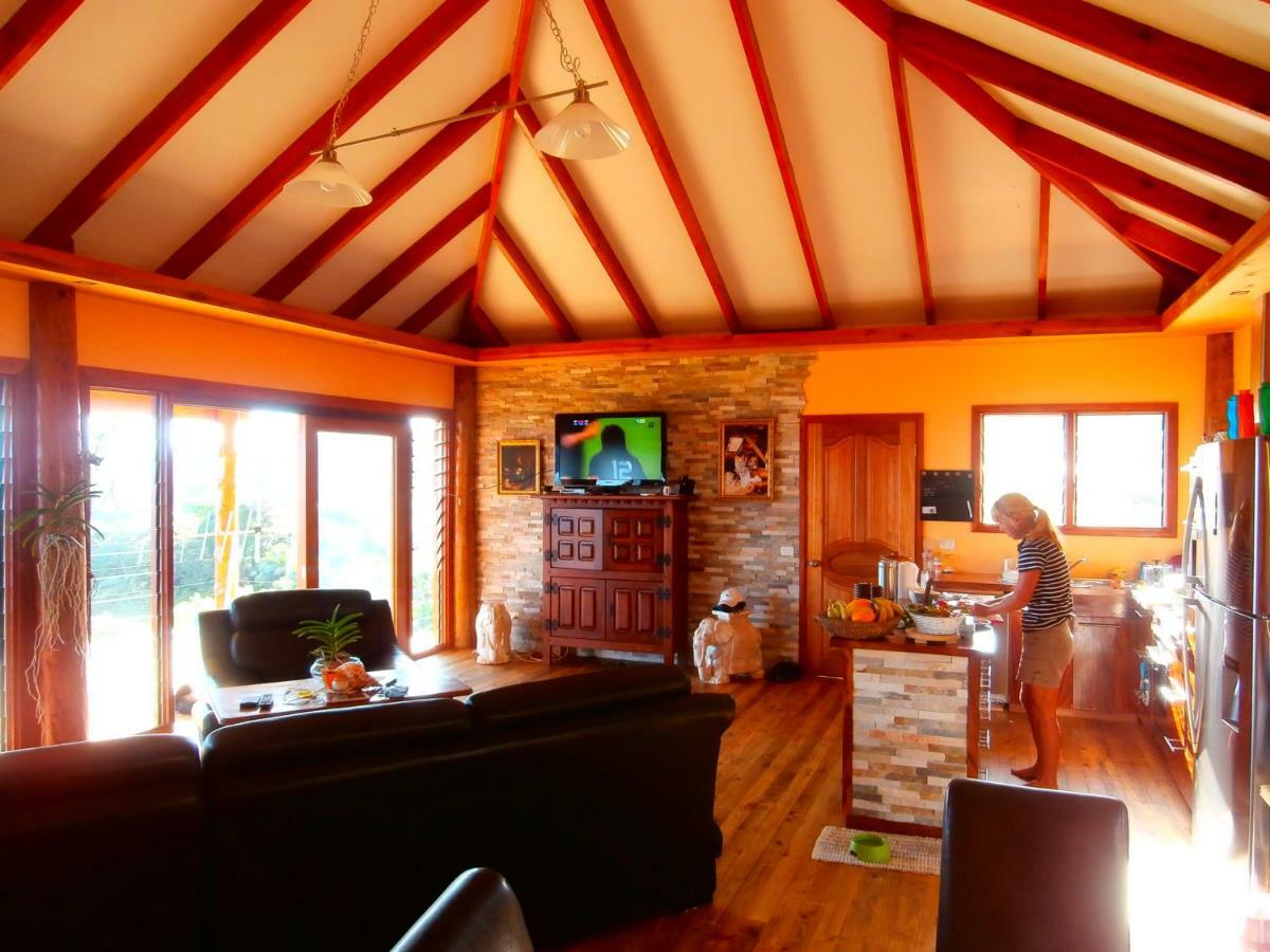 Korovesi Sunshine Villas Savusavu Exteriér fotografie