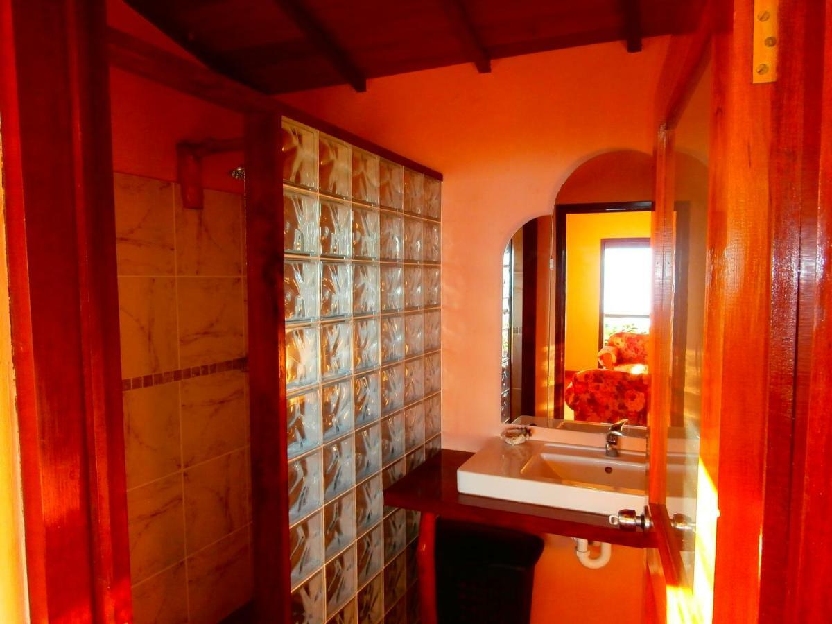 Korovesi Sunshine Villas Savusavu Exteriér fotografie